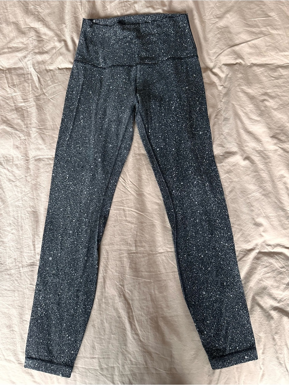 Lululemon Wunder Under High-Rise Crop Leggings Size 4 | Black White Speckle